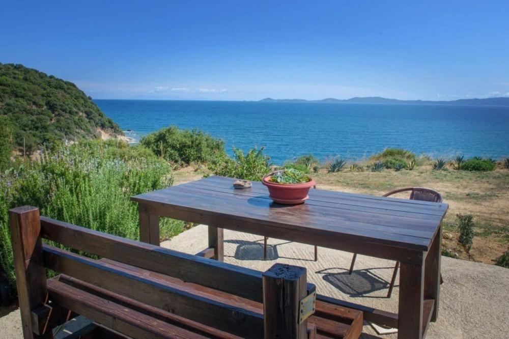 Katevi Luxury Seafront Villa Иериссос Экстерьер фото