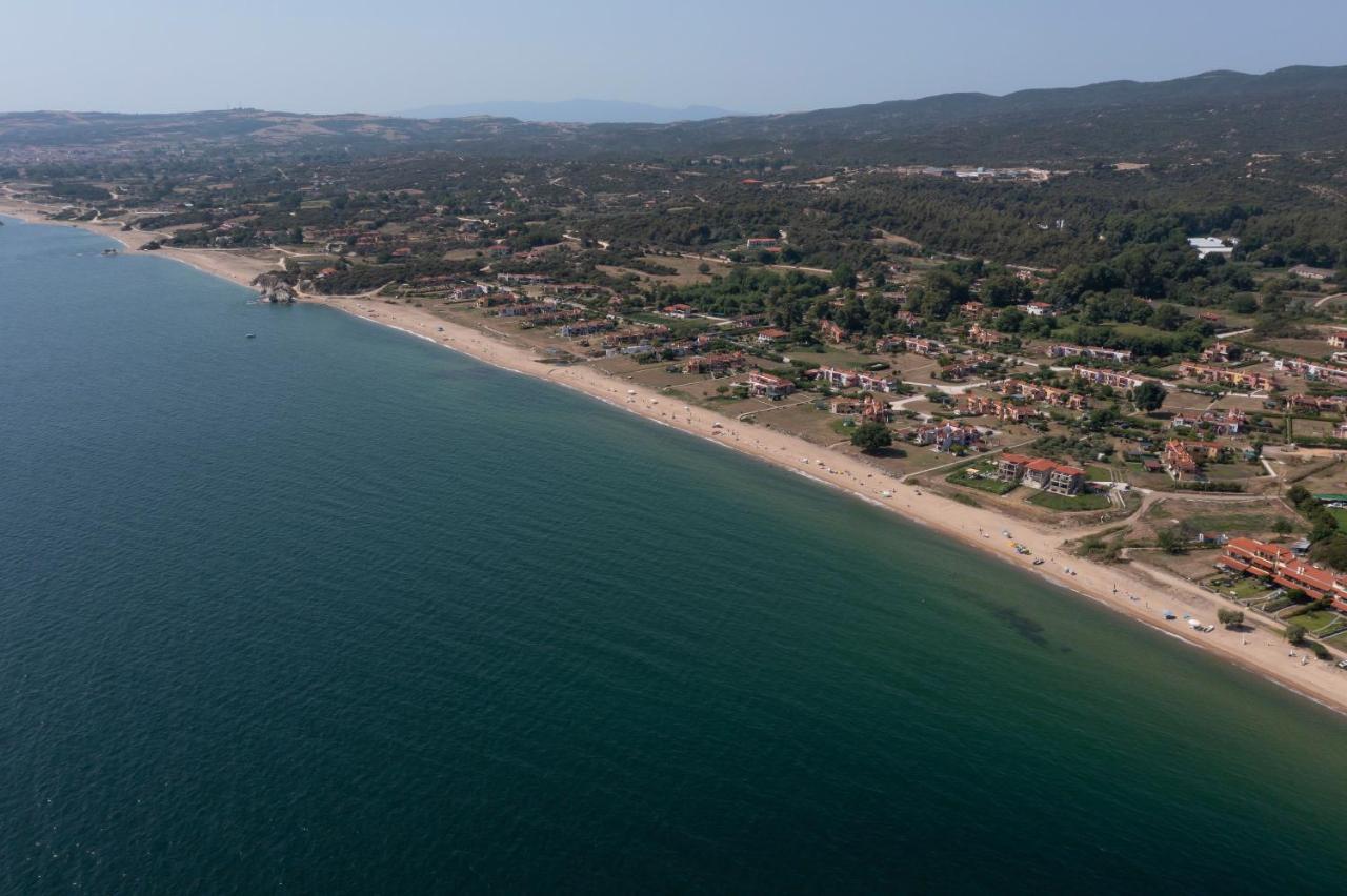 Katevi Luxury Seafront Villa Иериссос Экстерьер фото